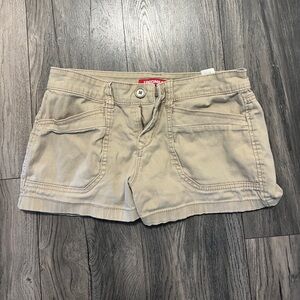🌱🦢4 FOR $15!🦢🌱 Unionbay Women's Tan Casual Shorts